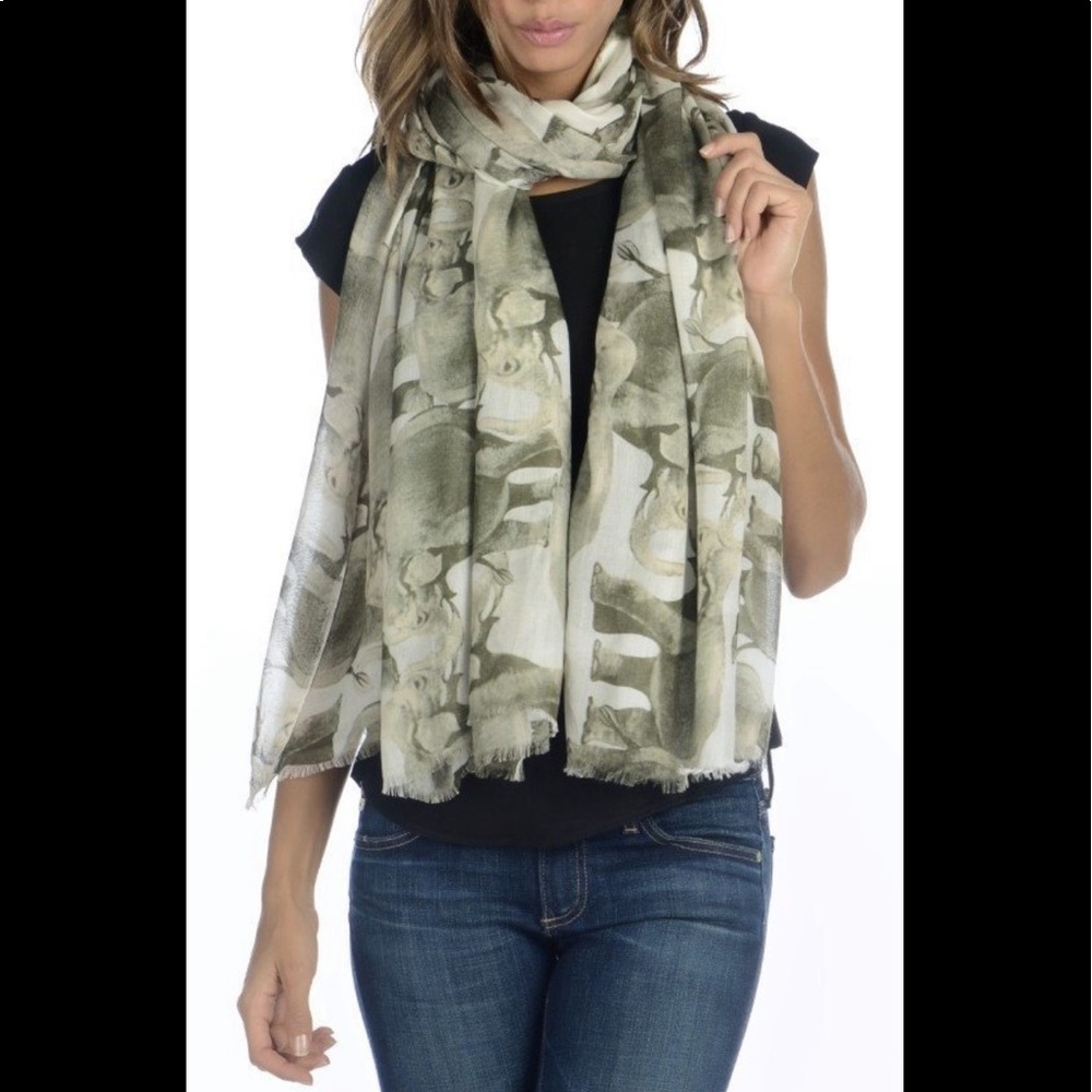 Tolani Hathi Scarf in Grey